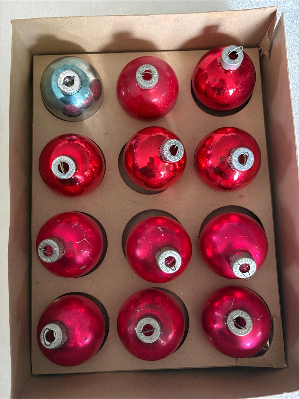 12 Vintage Shiny Brite 2” Christmas Glass Ornaments Red Pink Silver - Picture 4 of 12